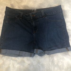 Forever 21 Jean shorts classic size 14